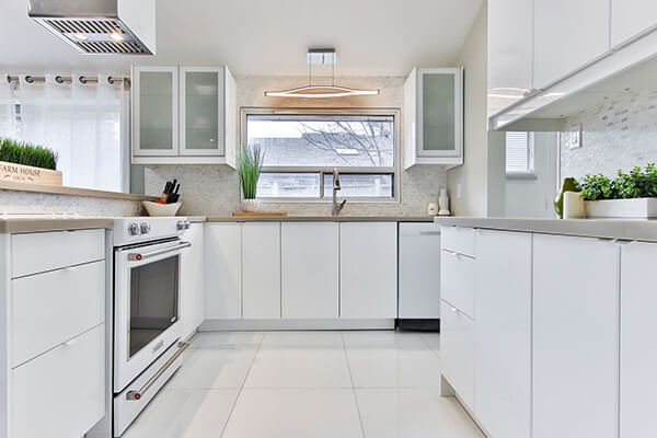 U-Shaped Modular Kitchen